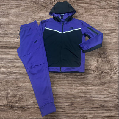 Nike Unisex sweat suits W/hoodie