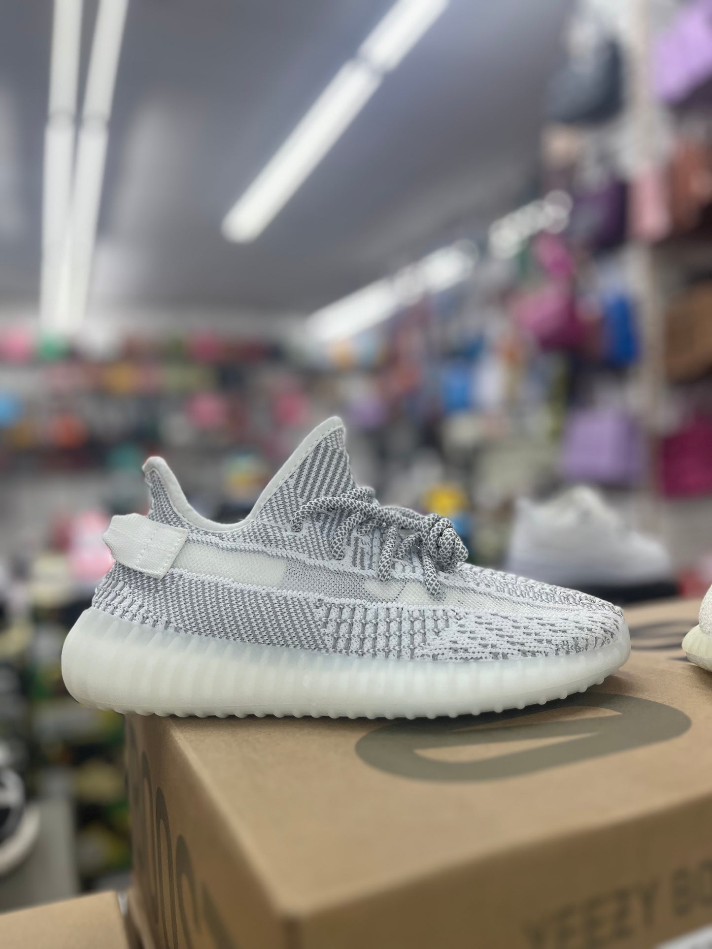 ADIDAS YEEZY BOOST 350