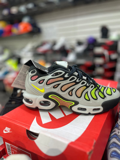 NIKE AIRMAX PLUS DRIFT LIGHT SILVER****