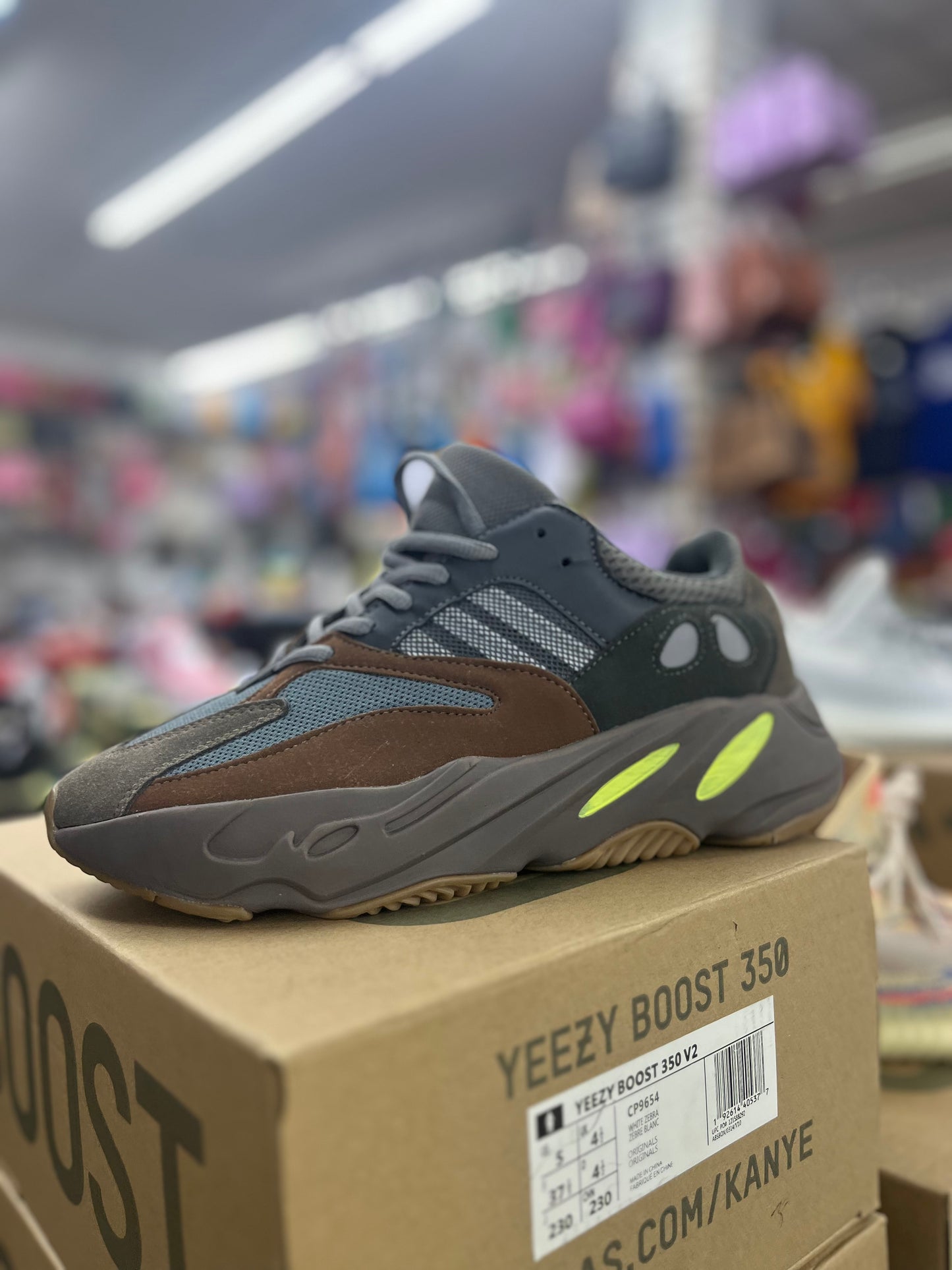 ADIDAS YEEZY BOOTS*700