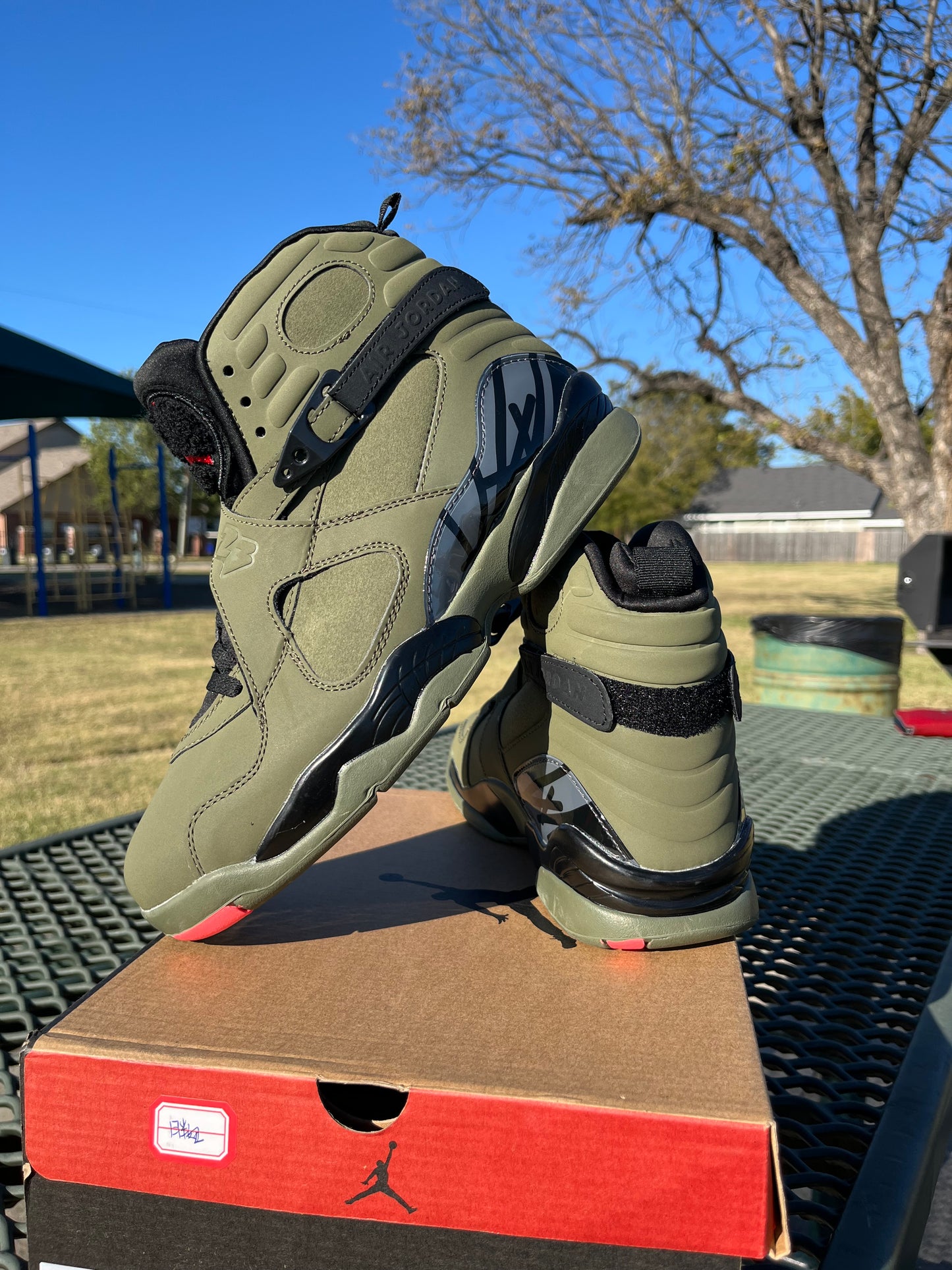 Nike Air Jordan Retro 8 “Take Flight”