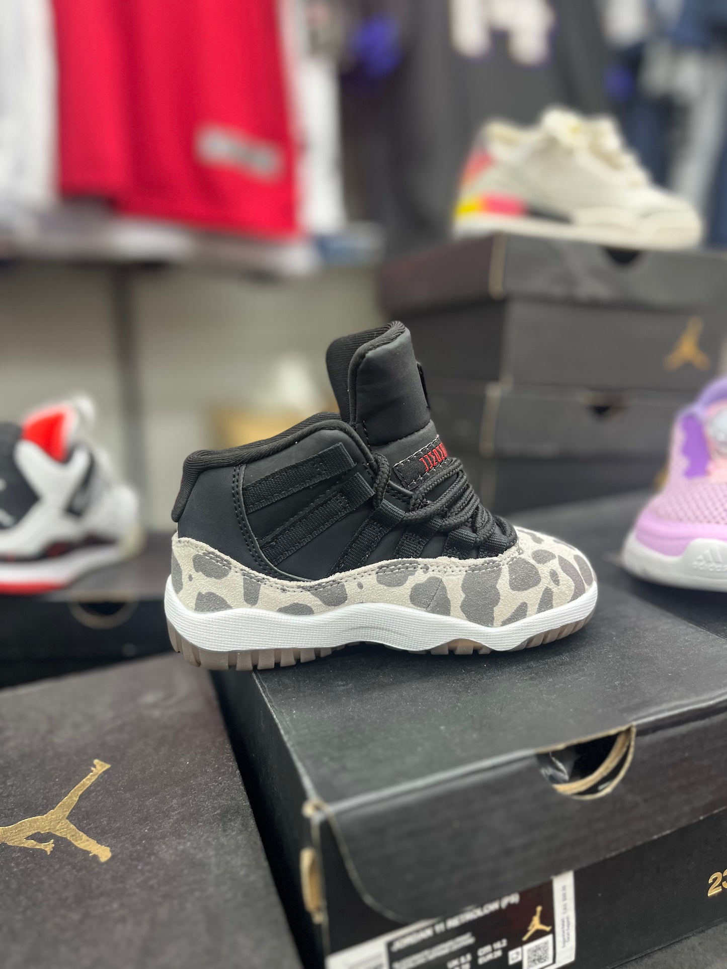 JORDAN 11 KIDS