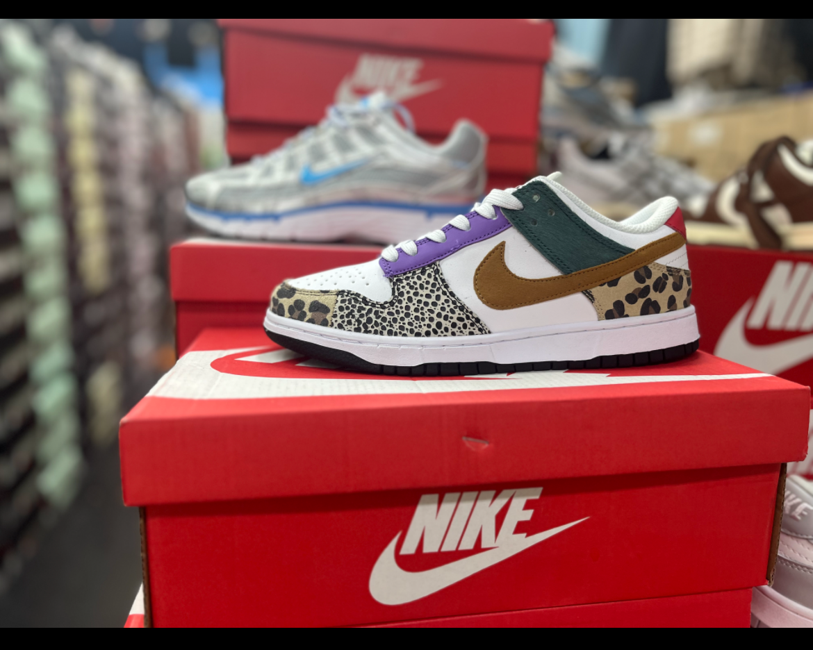 Nike Dunk (Womens) "Safari MX"