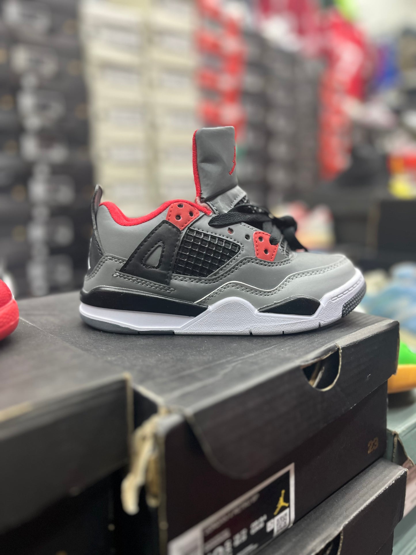 KIDS AIR JORDAN 4'S******