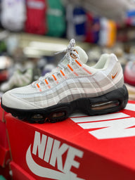 Nike air max 95”WOLF GRAY