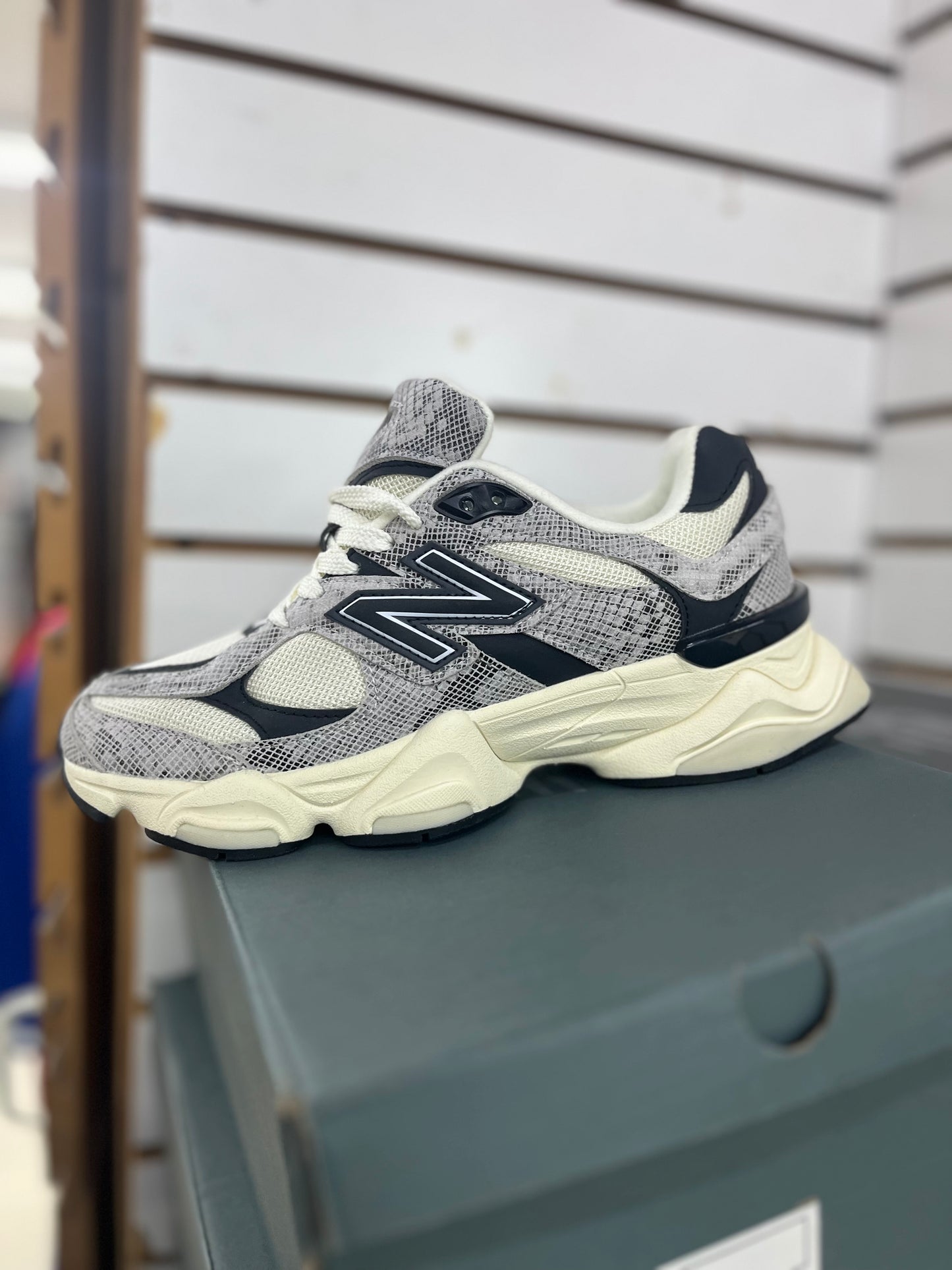 NEW BALANCE 9060****”YEAR OF THE SNAKE”