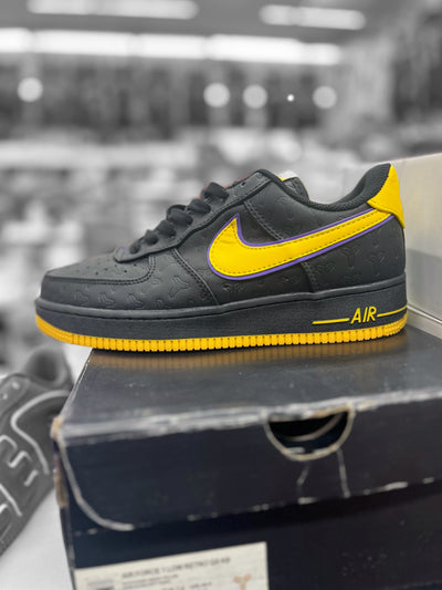 KOBE BRYANT AIR FORCE1’s “LAKERS AWAY NUMBERED”