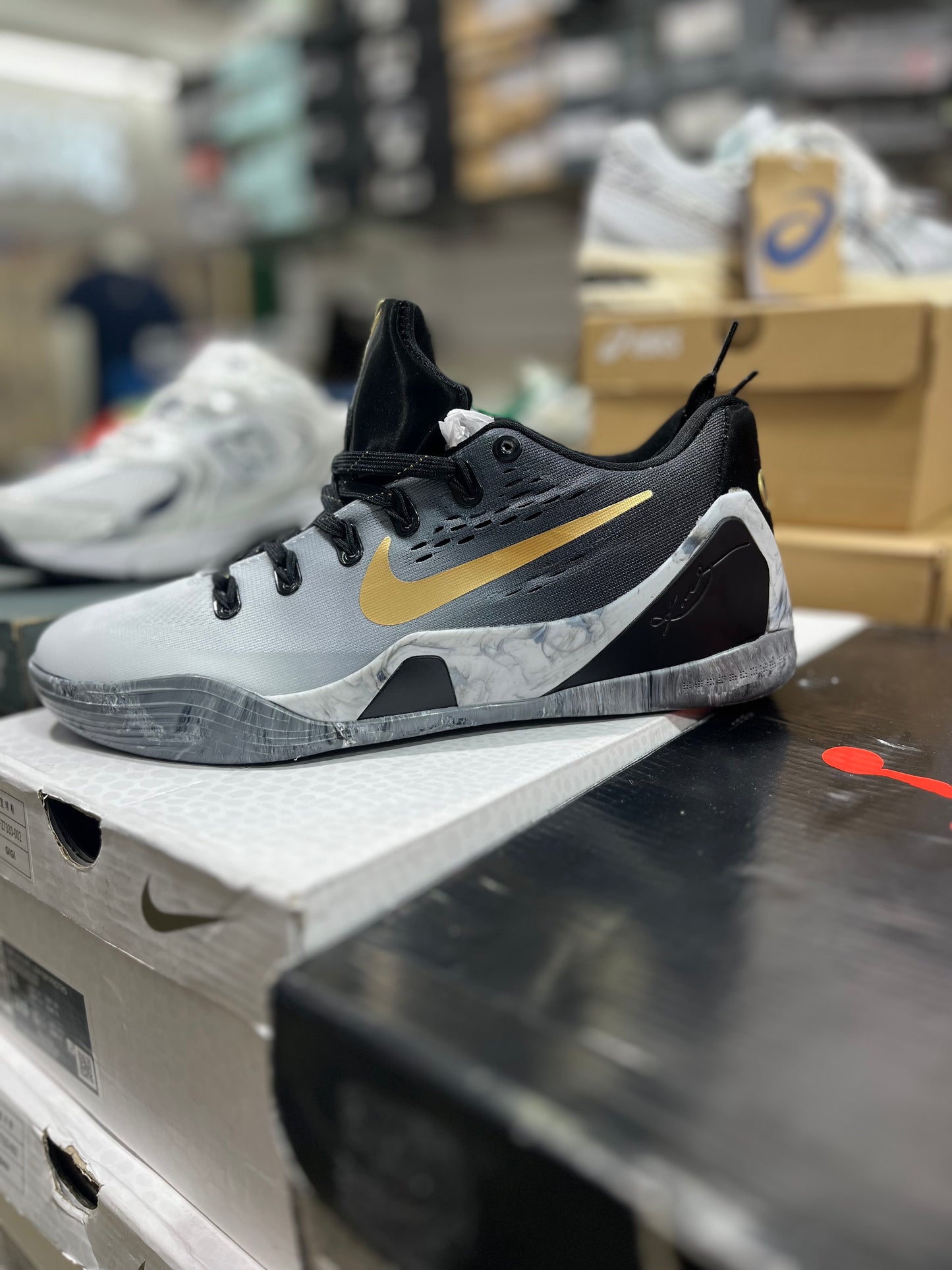 New Kobe 9 EM Low PROTRO”