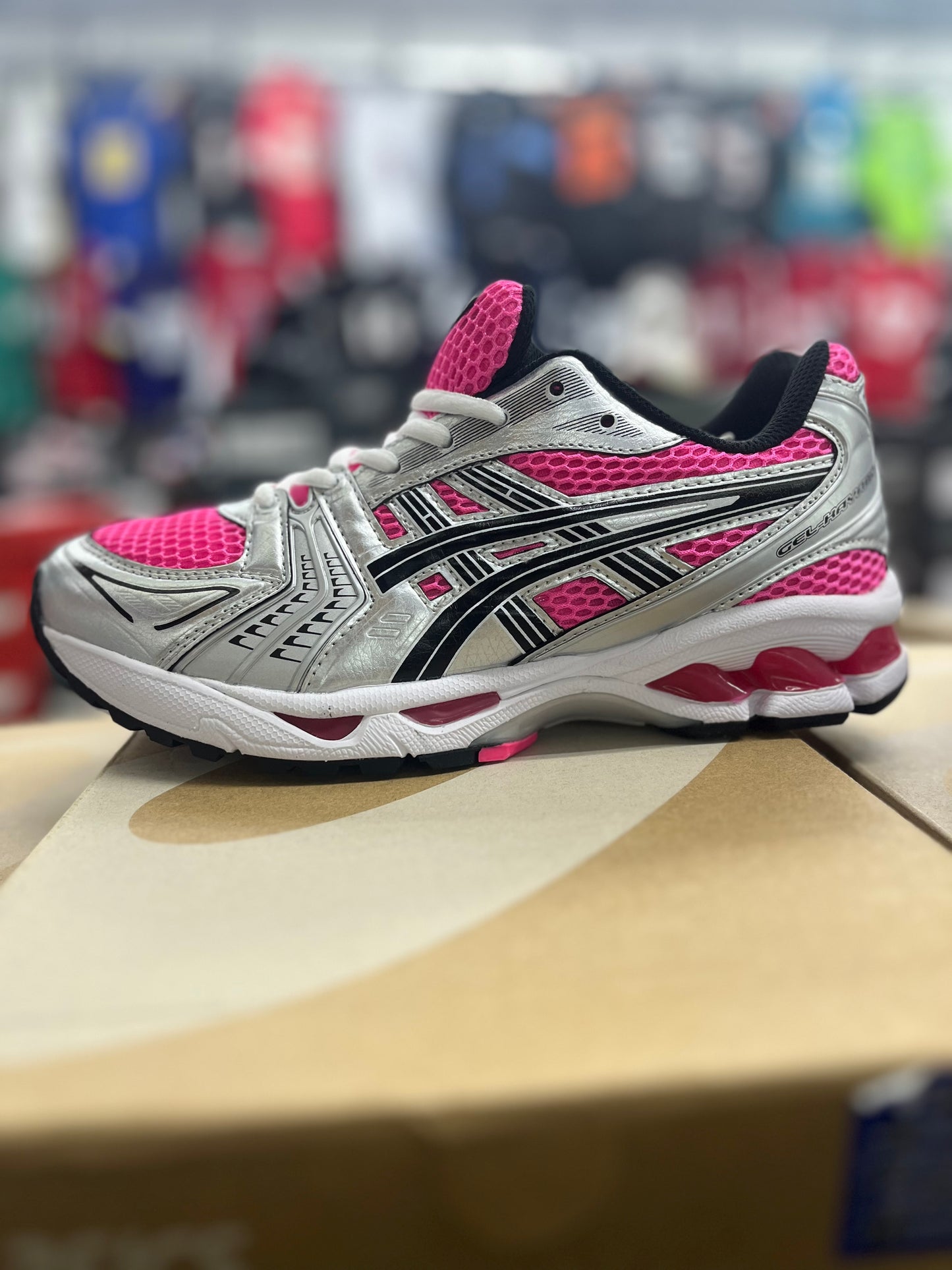 ASICS GEL-KAYANO 14”