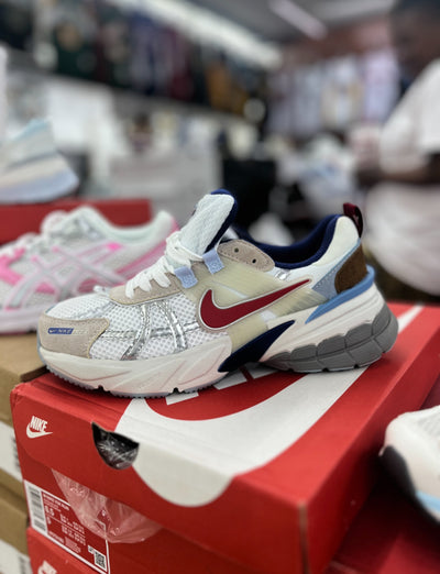 NIKE V2K RUN METALLIC SILVER GYM RED WOMENS