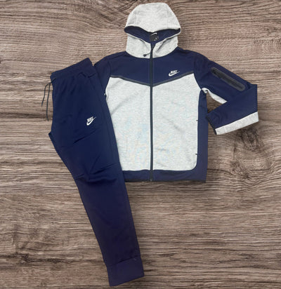 Nike Unisex sweat suits W/hoodie