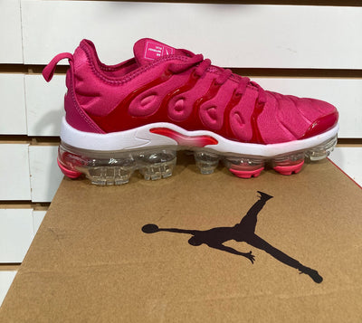 Nike Air VaporMax Plus "Fire Berry"